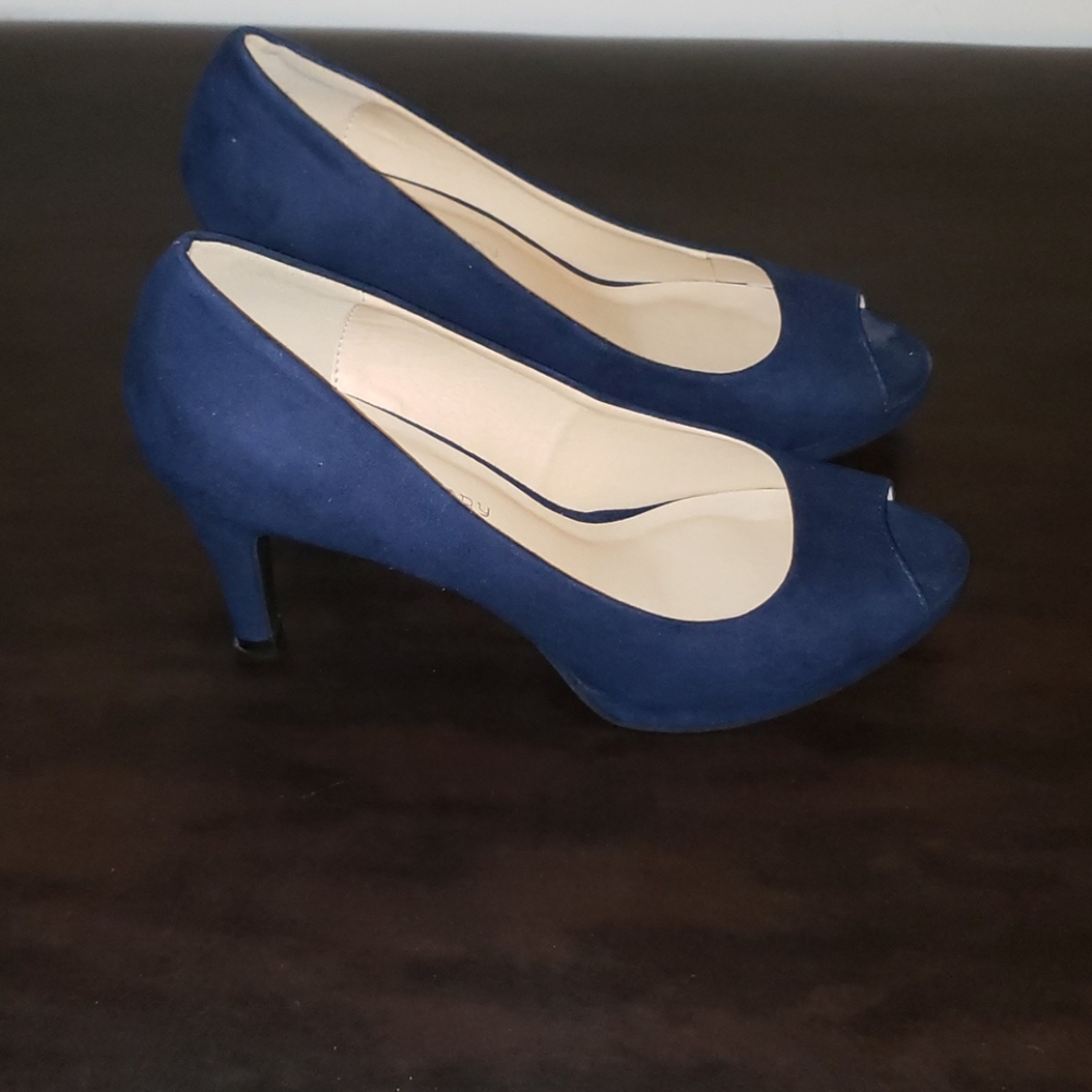 CL by Laundry blue suede peep toe pumps